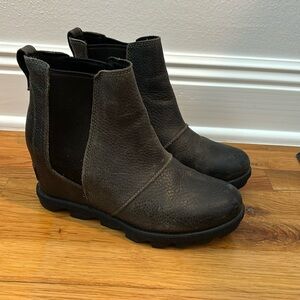 Slate waterproof booties